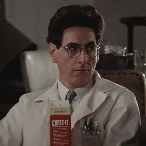 Egon Spengler Wallpaper, Egon Ghostbusters, Spengler Ghostbusters, Ghostbusters Egon, Egon Spengler, Harold Ramis, Film Writer, Ghostbusters 1984, The Real Ghostbusters