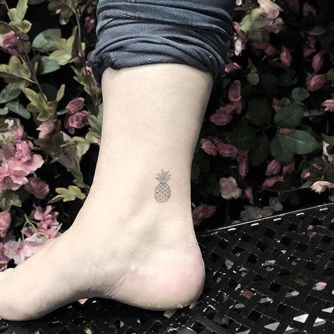 Pineapple tattoo on the ankle. Pinapple Tattoos, Letter R Tattoo, Pineapple Tattoo, Ankle Tattoos For Women, Explore Tattoo, 4 Tattoo, Bff Tattoos, Sun Tattoos, Healing Tattoo