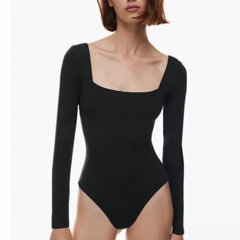 Brand New With Tags. Original Babaton Sold Out Online Aritzia Contour Bodysuit, Aritzia Long Sleeve Bodysuit, Babaton Contour Bodysuit Outfit, Contour Bodysuit Outfit, Aritzia Bodysuit, Contour Bodysuit, Black Bodysuit Longsleeve, Bodysuit Outfit, Bra Strap