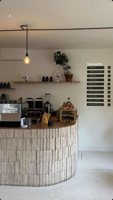 Rustic Cafe Counter, Cozy Modern Coffee Shop, Small Cafe Aesthetic Interior Design, Colorful Coffee Shop Design, Cozy Coffee Shop Interior Small Spaces, Calm Coffee Shop, Cafe Inspo Interiors, Coffee Shop Design Interior Small Spaces, Coffee Shop Aesthetic Minimalist