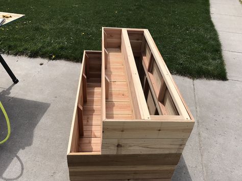 How to Build a Tiered Garden Bed 2 Tier Planter Boxes, Stepped Planter Boxes, Tiered Planter Boxes, Diy Tiered Planter, Tiered Garden Bed, Tiered Garden Boxes, Planter Boxes Flowers, Garden Planter Box, Vertical Garden Wall Planter