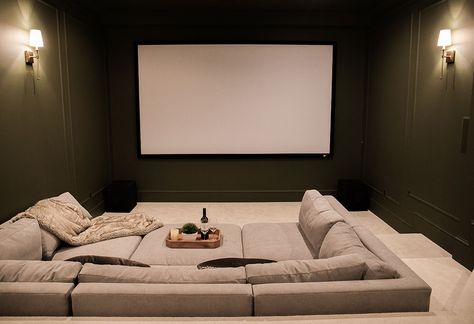 Pit Sectional Sofa Movie Rooms, Green Cinema Room, Aesthetic Media Room, Floor Seating Theater Room, Home Theater Pit Couch, Cellar Cinema Room, Green Theatre Room, Green Theater Room, Movie Room Couch Deep Sofa