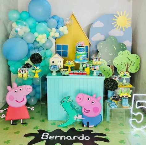 George Pig Birthday Party, George Pig Party, Peppa Pig Birthday Decorations, George Pig Birthday, Peppa Birthday, Pig Birthday Party, Peppa Pig Birthday Party, Pepa Pig, George Pig