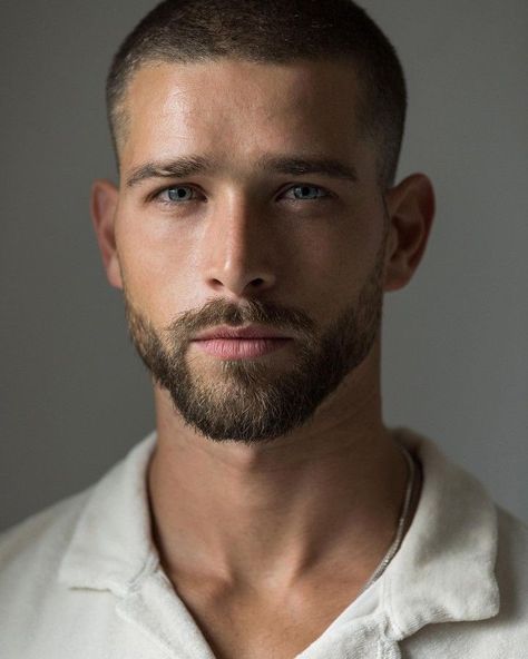 Short Hair With Beard, Male Model Face, Buzz Cut Hairstyles, Beard Styles Short, Mens Hairstyles Thick Hair, Men's Short Hair, Short Beard, Men Haircut Styles, Beard Styles For Men