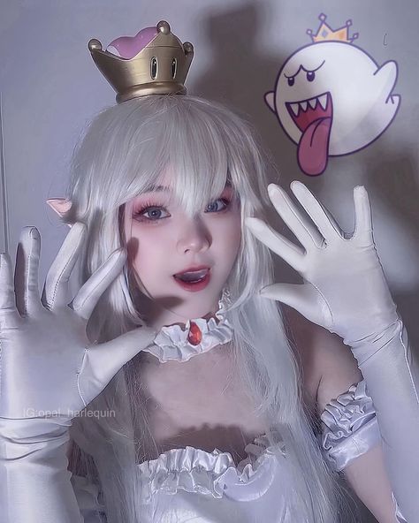 Boo ~👻 #kingboo #kingboocosplay #mariolore #nintendo #mario #cosplay | Instagram Lumpy Space Princess Costume, Mario Halloween Costumes, Cosplay Instagram, Boo Costume, Mario Cosplay, Convention Outfits, Mario Costume, Anime Cosplay Ideas, Horror Photos