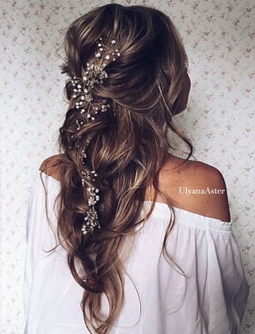 Bridal Upstyles, Long Hair Vine, Wedding Haircut, Unique Wedding Hairstyles, Wedding Hairstyles Bridesmaid, Pearl Hair Vine, Extra Long Hair, Best Wedding Hairstyles, Hairstyle Inspiration