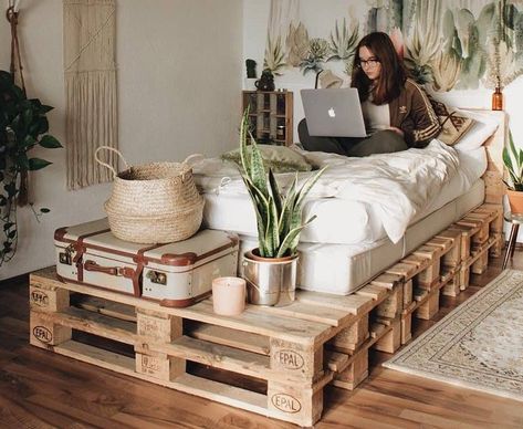 In the world of home decor, there are countless opportunities to infuse your personal style and creativity into your living space. If you're looking for a Bilik Tidur Kecil, College Apartment Diy, Reka Bentuk Bilik Tidur, Reka Bentuk Dalaman, Hiasan Dalaman Rumah, Hiasan Bilik Tidur, Apartment Decorating On A Budget, Apartment Small, College Apartment Decor