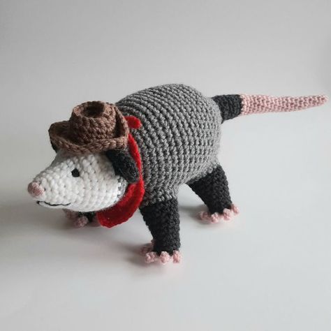 Free Crochet Patterns Possum, Clown Opossum Crochet, Free Possum Crochet Pattern, Crochet Opposum Pattern, Crochet Opossum Free Pattern, Possum Crochet Pattern Free, Opposum Crochet, Opossum Crochet Pattern Free, Crochet Possum Free Pattern