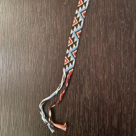 Western Friendship Bracelet Pattern, Western Bracelet Patterns, Texas Bracelet, Brazilian Bracelet, Western Bracelets, String Bracelet Patterns, Cute Friendship Bracelets, Southwest Boho, Bracelet Keychains