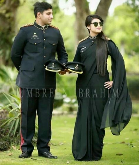 Army Motivation, Pakistani Couple, Rajput Quotes, Pak Army Soldiers, Indian Army Special Forces, Indian Army Quotes, Army Couple Pictures, Pakistan Armed Forces, Pakistan Independence