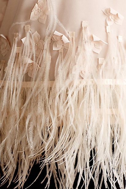 Feathered Fringe, Detail Couture, Fringe Blouse, Sewing Sleeves, Feather Embroidery, Embellishment Details, Mode Turban, Couture Embroidery, Feather Flower