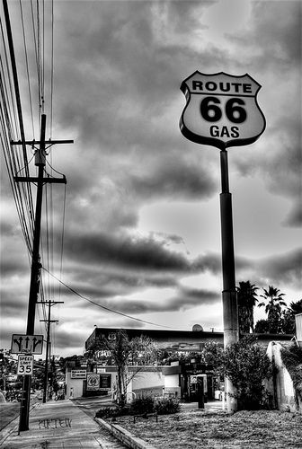 Explore Cornelia Kurtew's photos on Flickr. Cornelia Kurtew has uploaded 1436 photos to Flickr. Road 66, American Aesthetic, Old Route 66, Route 66 Road Trip, Black And White Photo Wall, Photo Noir, Old Gas Stations, Historic Route 66, Travel Route