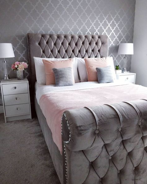 Cute pink and grey bedroom Bedroom Decor Grey Pink, Pink And Grey Bedroom, Pink Gray Bedroom, Grey Bedroom Decor, Modern Style Bedroom, Pink Bedroom Decor, Grey Bedroom, Today Is The Day, Morning Everyone