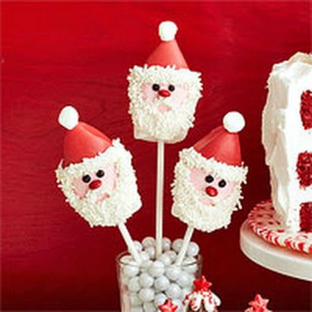 Marshmallow Santa Pops Nutter Butter Reindeer, Marshmallow Santa, Marshmallow Pops Christmas, Marshmallows Treats, Christmas Marshmallows, Christmas Cakepops, Marshmallow Pops Recipe, Pops Recipes, Classic Christmas Treats