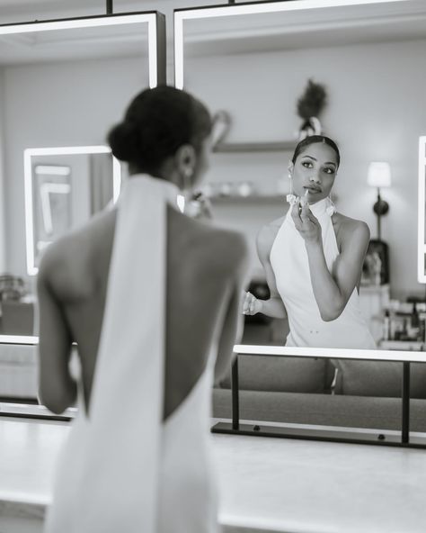 Bridal Getting Ready Photos, Bridal Getting Ready Pictures, Wedding Getting Ready Pictures, Gown Poses, Gosfield Hall, Wedding Photography Detail Shots, Bridal Getting Ready, Socal Wedding Venues, Bridal Party Getting Ready