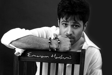 Emraan Hashmi, Best Facebook Cover Photos, Blurred Background Photography, Bike Pic, Romantic Images, Cute Backgrounds For Phones, Facebook Profile Picture, Best Supporting Actor, Cute Couples Kissing