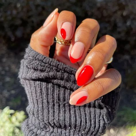 Classic Almond Nail Design, Minimalist Fourth Of July Nails, Summer Red Nails Designs, Cool Almond Nails, Red Cute Nails, Fun Red Nails, Red French Tip Nails Almond, Fun French Tip Nails, Red Design Nails