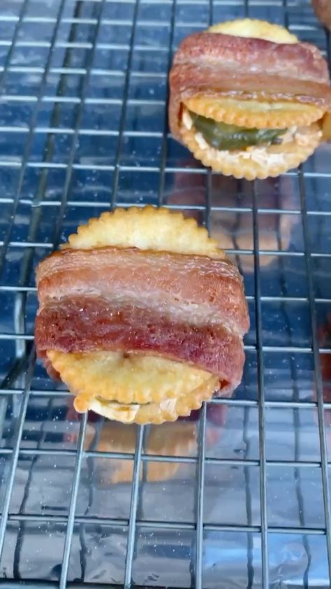 Ritz Jalapeno Popper Bites, Ritz Cracker Jalapeno Popper, Bacon Wrapped Ritz Crackers, Jalapeno Popper Appetizer, Bacon Wrapped Pickles, Tasting Spoons, Jalapeno Popper Bites, Pickle Appetizers, Bacon Jalapeno Poppers