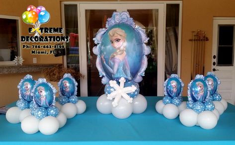 Frozen Elsa balloon centerpieces - Balloon decorations Miami - Extreme decorations Ph: 786-663-8198 www.extremedecorations.com Frozen Balloon Centerpieces, Elsa Centerpiece Ideas, Frozen Table Centerpieces, Frozen Table Decorations, Elsa Balloon, Frozen Centerpieces, Frozen Table, Frozen Balloons, Elsa Birthday Party