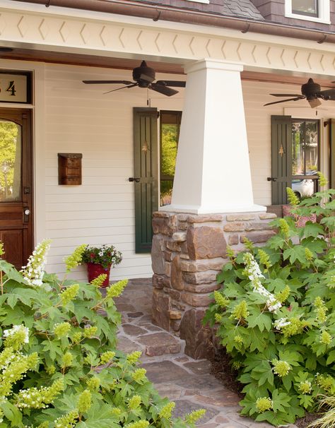 Craftsman Columns, Craftsman Bungalow Exterior, Craftsman Style Exterior, Craftsman Porch, Craftsman Front Doors, Craftsman Design, Porch Columns, Porch Posts, Craftsman Bungalow