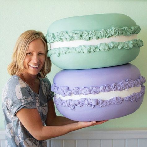 Giant Macaron, Candyland Party Decorations, Candy Land Party, Sweet Props, Candy Props, Giant Ice Cream, Candy Decorations Diy, Candy Themed Party, Giant Candy