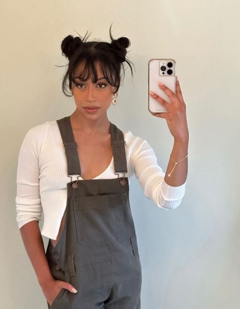 Liza Koshy, American Actress, Comedians, Beautiful People, Actresses, Beauty