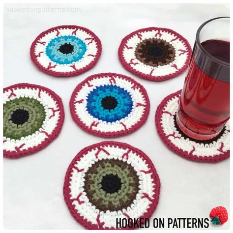 Leftover Yarn Crochet, Scrap Yarn Projects, Coasters Crochet, Leftover Yarn, Plastic Canvas Pattern, Scrap Yarn, Extra Yarn, Halloween Eyeballs, Halloween Crochet Patterns