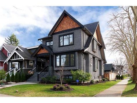 dark blue exterior with grey trim | An idea for the exterior....Dark stucco and painted trim contrasting ... House Exterior Black, Dark Grey Houses, Indian House Exterior Design, Grey Exterior House Colors, Gray House Exterior, Exterior Color Palette, Dark Trim, Stucco Homes, Dark House