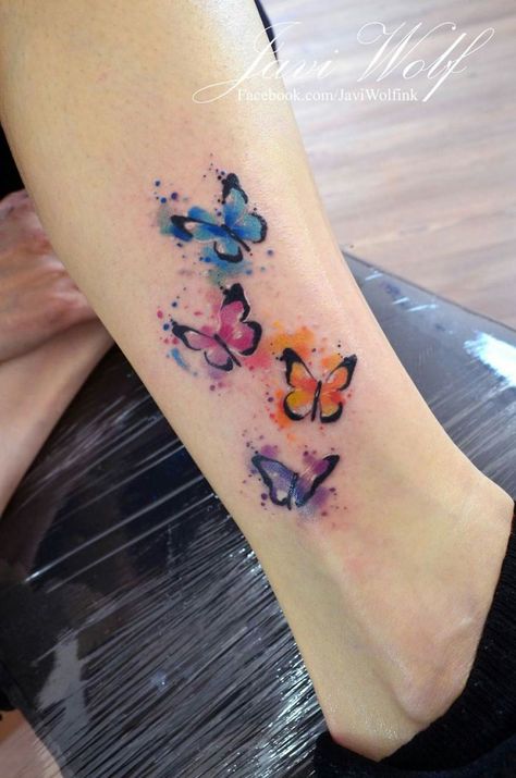 Hongdam Tattoo, Watercolor Butterfly Tattoo, Watercolor Tattoo Artists, Wolf Watercolor, Small Watercolor Tattoo, Unique Butterfly Tattoos, Butterfly Tattoo Meaning, Watercolor Butterflies, Petit Tattoo