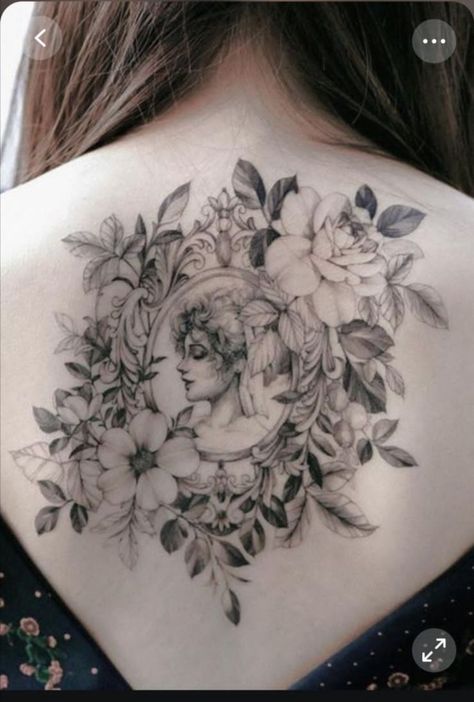 Floral Back Tattoos, Cool Back Tattoos, Floral Portrait, Petit Tattoo, Handpoke Tattoo, Japanese Sleeve Tattoos, Back Tattoo Women, Tattoo Sleeve Designs, Vintage Tattoo