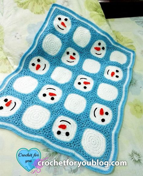 "A couple of years ago I made the Snowman Granny Square. And updated the pattern this year (2016) with my newest blanket pattern I made using these squares together." Granny Squares Blanket, Squares Blanket, Slip Stitch Crochet, Crochet Square Blanket, Looking At Each Other, Crochet Snowman, Crochet Granny Square Blanket, Snowmen Patterns, Holiday Crochet