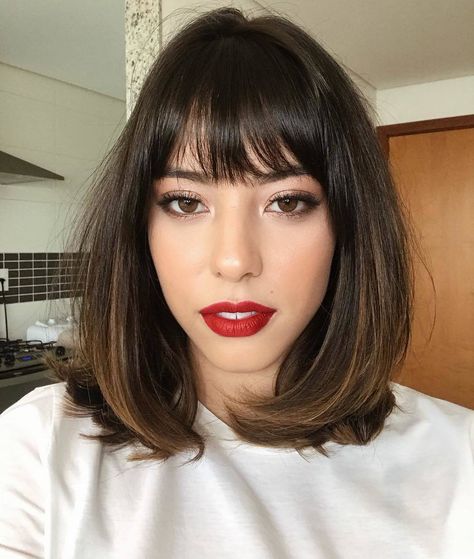 Vintage Bob Hairstyle, Long Bob With Fringe, Celebrity Bobs Hairstyles, Haircut Ideas For Women, Short Bobs With Bangs, Bob Haircut Ideas, Wispy Hair, Bob Hairstyles For Thick, Long Bob Haircuts