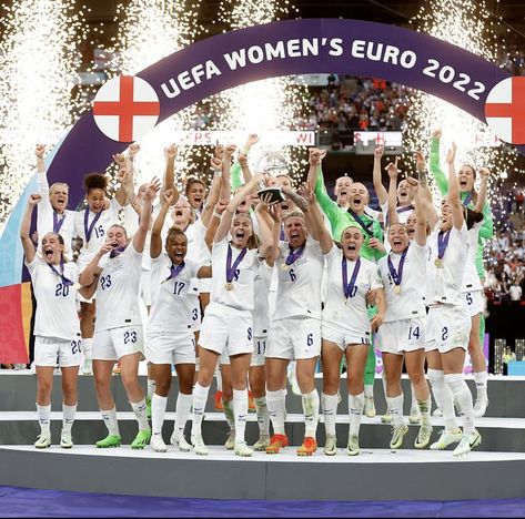 Lionesses Euro 2022, England Lionesses Wallpaper, Football Lionesses, Football Reference, Arsenal Wfc, England Ladies Football, Female Football, England Women, Leah Williamson