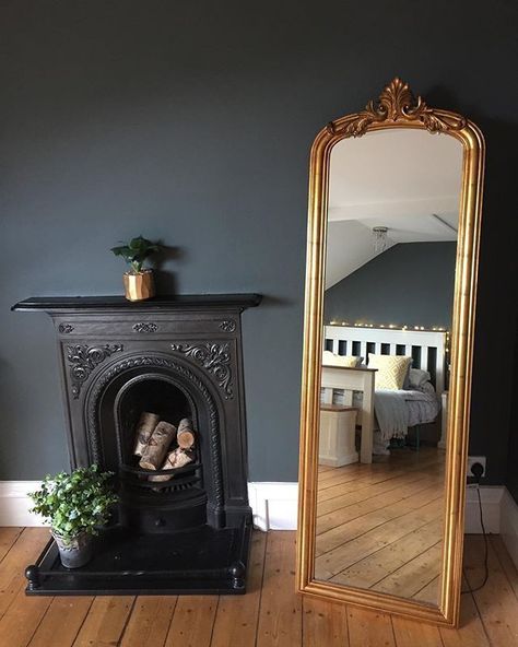 Valspar dark paint dark bedroom with gold mirror on www.lovetohome.co.uk - photo credit with permission from Claire via @houseofharwoodandrose on Instagram Dark Academia Room Decor Bedroom, Black Smeg, Victorian Terrace Interior, Terrace Interior, Dark Academia Room Decor, Dark Academia Room, Pink Front Door, Victorian House Interiors, Home Decor Ideas Bedroom