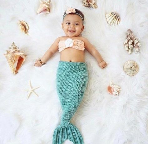 Creative Monthly Baby Photos, Mermaid Photo Shoot, Crochet Newborn Outfits, Baby Development Activities, Monthly Baby Pictures, Monthly Baby Photos, Baby Shower Crafts, Newborn Baby Photoshoot, Baby Mermaid