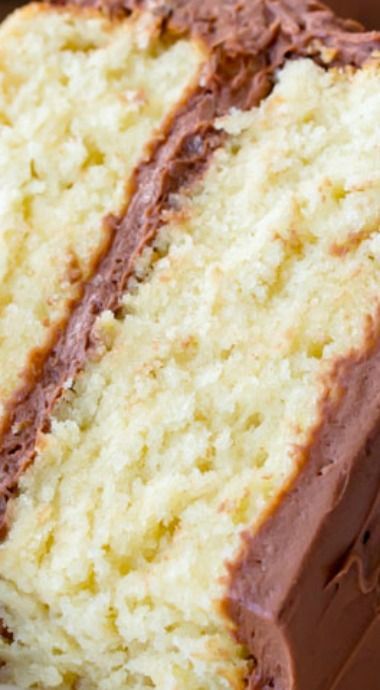 The Best Vanilla Cake, Perfect Vanilla Cake Recipe, Best Vanilla Cake, Perfect Vanilla Cake, Best Vanilla Cake Recipe, Homemade Vanilla Cake, Cake With Chocolate Frosting, French Vanilla Cake, Marble Cake Recipes