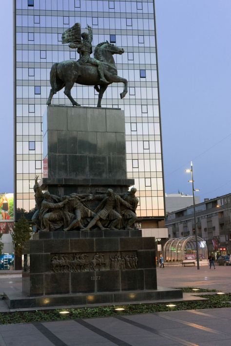 Nis Serbia Aesthetic, Serbia Nis, Nis Serbia, Serbian Flag, Balkan Peninsula, Serbia, Monument, Beautiful Places, Flag