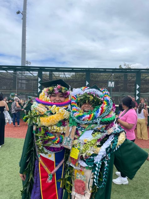 University Of Hawaii At Manoa Aesthetic, Polynesian Graduation, Hawaii Graduation, Hawaiian Graduation, Hawaii Pacific University, Uh Manoa, Byu Hawaii, Graduation Leis Diy Ribbons, University Of Hawaii At Manoa