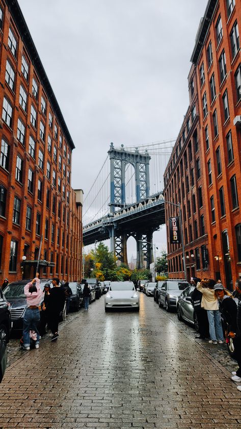 DUMBO BROOKLYN #dumbo #dumbonyc #nyc Nyc Fall Aesthetic, Brooklyn Cafe, Dumbo Nyc, Brooklyn Dumbo, New York City Pictures, Dumbo Brooklyn, Nyc Fall, Different Aesthetics, City Pictures