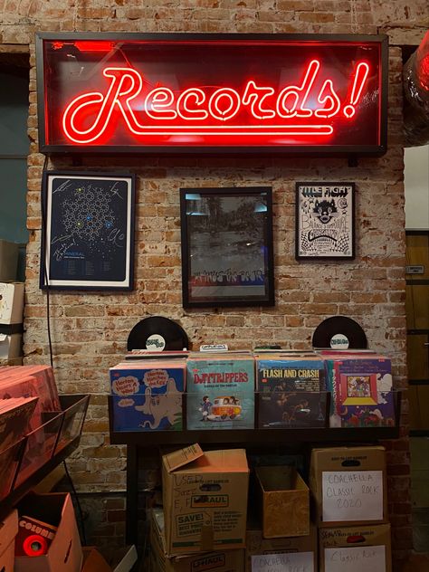 Record Store Interior, Vintage Records Aesthetic, Record Store Aesthetic, Vinyl Cafe, Architecture Window, The Glass House, Vinyl Record Shop, Swap Shop, Vinyl Store