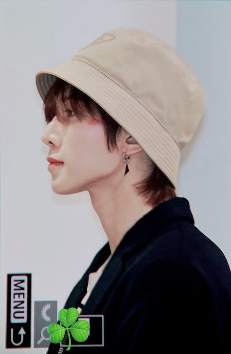 Yeosang Side Profile, Yeosang Birthmark, Yeosang Airport, Ateez Kang Yeosang, Ateez Yeosang, Yeosang Ateez, Kang Yeosang, Incheon Airport, Side Profile