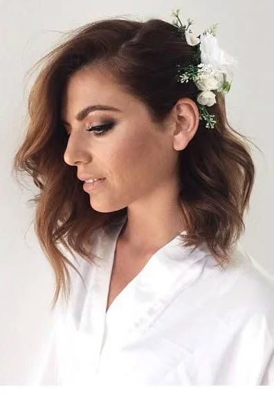 Shoulder Length Wedding Hairstyles, Braid Hairstyle Ideas, Wedding Hairstyles For Short Hair, Wedding Hairstyles Medium Length, Wedding Day Makeup, Wedding Hair Ideas, Braid Hairstyle, Wedding Hair Inspiration, Wedding Hair Down