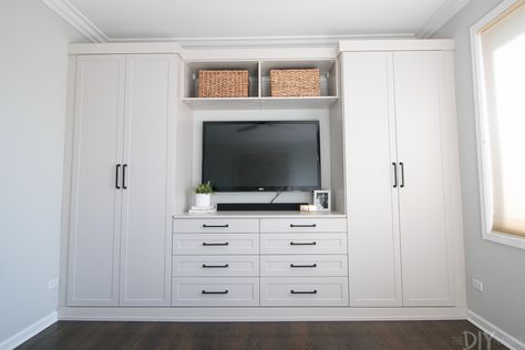 Master bedroom built-ins with a mounted television "Morning Dew" paint Morning Dew Paint, Built In Bedroom Cabinets, Bedroom Storage For Small Rooms, Bedroom Built Ins, Small Guest Bedroom, Bedroom Built In Wardrobe, Bedroom Cupboard, Kitchen Design Diy, Bedroom Cabinets