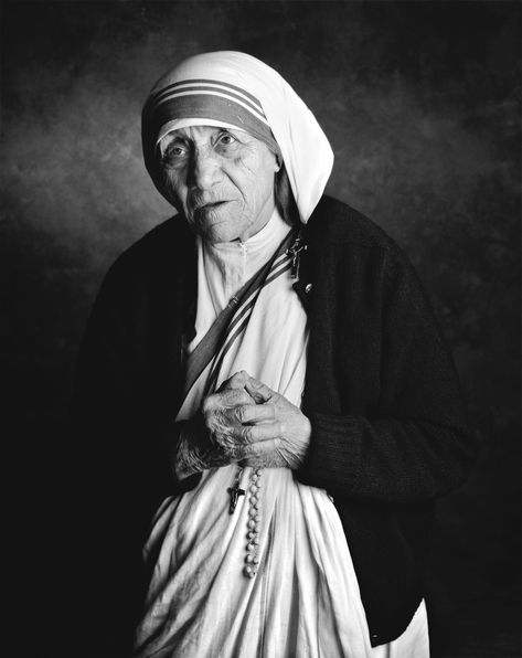 Mother Teresa Mother Teresa Images, Mother Teresa Pictures, Saint Mother Teresa, Missionaries Of Charity, Teresa Of Calcutta, Saint Teresa Of Calcutta, Blessed Mother Statue, Star Of The Day, Saint Teresa