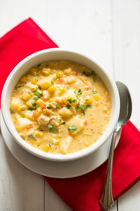 Chicken And Corn Chowder, Chicken And Corn, Brown Eyed Baker, Chicken Corn Chowder, Chipotle Chicken, Soup And Stew, Corn Chowder, Lake Cottage, Diet Vegetarian