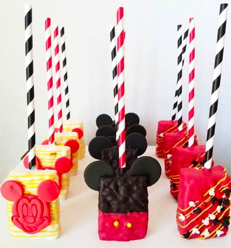 Mickey Rice KrispiesDelish Mickey Mouse Rice Crispy Treats, Mickey Mouse Dessert Ideas, Mickey Rice Crispy Treats, Disney Rice Krispy Treats, Mickey Mouse Treat Table, Mickey Mouse Dessert Table, Mickey Mouse Rice Krispie Treats, Disney Reading, Mickey Mouse Desserts