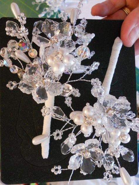 crystal corsage Beads Boutonniere, Crystal Corsage, Lapel Corsage, Creative Treats, Homecoming Flowers, Buttonhole Flowers, Wedding Ides, Hoco Ideas, Bridal Brooch