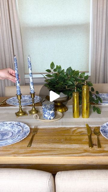 kenzie ervin | Decor + DIY + Thrift on Instagram: "“SAVE” this video to reference back later and try it! 
•
•
here’s a quick and easy DIY for decorative candles using napkins. I thrifted my candles but they’re very cheap online! (Remember to use candle safety, common sense, and don’t leave candles unattended!)
•
•
#diyhomedecor #diydecor #thrifting #thriftedhome #diycrafts #candlelover #candlemaking #chinoiserie #grandmillennial" Napkin Candles, Candle Stick Decor Ideas, Candle Holders Diy, Candle Decorating, Diy Candles Video, Decorated Candles, Diy Candle Sticks, Anthropologie Candle, Candle Pattern