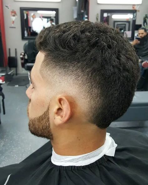 Trendy and creative v shaped haircut styles Haircut Pattern, Shaped Haircut, V Cut Hair, V Shaped Haircut, Side Hairstyle, Roll Hairstyle, Haircut Men, Side Hairstyles, Haircut Designs