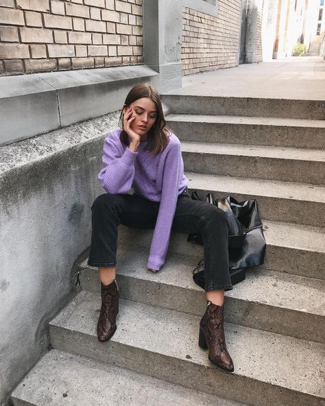 Urban Fashion Girls, Urban Fashion Photography, Urban Wear Women, Outfit Inspiration Women, Urban Style Outfits, Purple Outfits, Urban Dresses, Urban Wear, Urban Outfitters Women